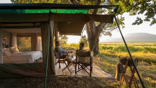 John's Camp Mana Pools, Zimbabwe © Dana Allen, Robin Pope