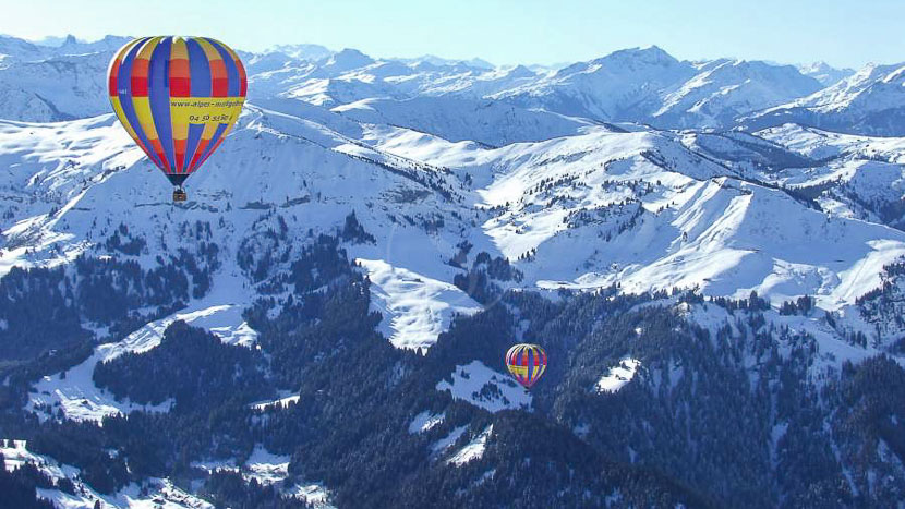 Survol en ballon à Megève © Alpes Montgolfière