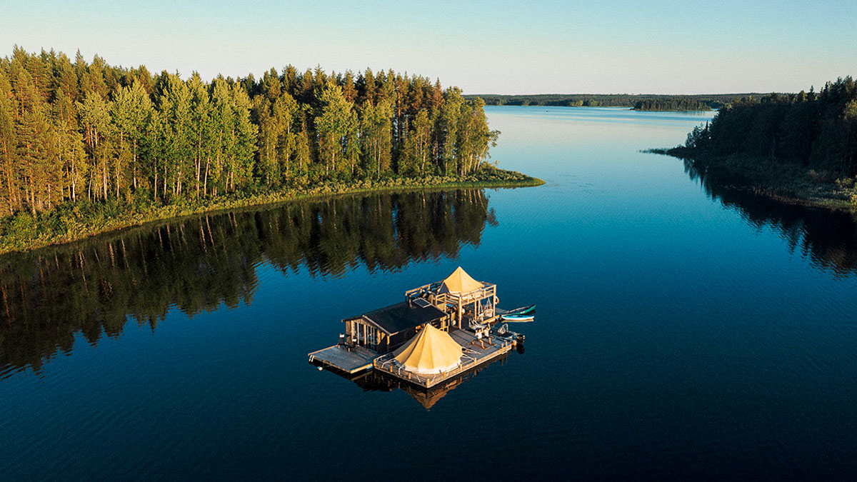 Floating Safari Camp © Asaf Kliger